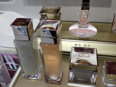 -Dior迪奥(上海世茂广场店)