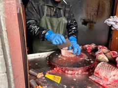 -梅记大块头爆鱼店(乍浦路店)