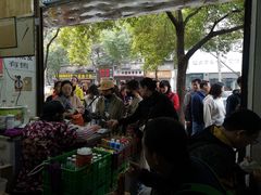 大堂-家阳赵师傅油饼包烧麦(粮道街店)