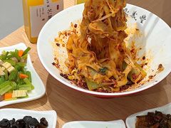 -鼎义丰功夫面(星光大道店)
