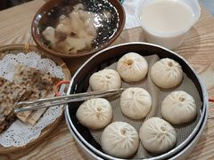 肉麦饼-桐香园小笼包(百井坊巷店)