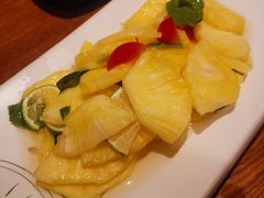 -云海肴·汽锅鸡·云南菜(天山百盛优客店)