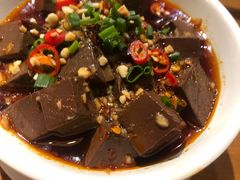 -炉小二铜锅牛蛙•川湘菜(三里屯店)