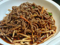 馓子牛肉丝-刘胖子家常菜·蹄花焖藕(兴业店)