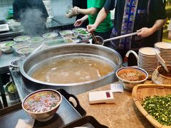 -云阿蛮云南生烫牛肉米线(奉贤路店)