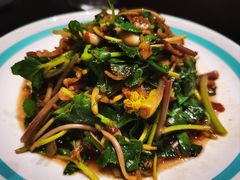 炒沙参叶-老妈疙瘩汤·平价海鲜专门店·老威海菜(渔港路店)