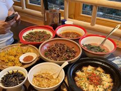 -屋里饭菜·湘菜馆(火车站店)