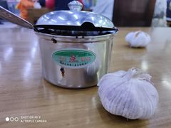 手剥蒜-回坊马二饺子馆