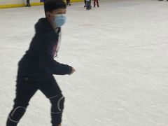 -冠军冰场CHAMPION RINK(环球银泰城店)