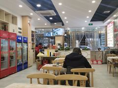 大堂-江城燕子大排档(江汉路步行街店)