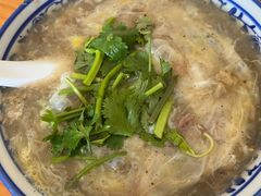 -罗卜李包子羊肉汤