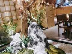 -蜜桃餐厅·伴山(湖滨商业街店)