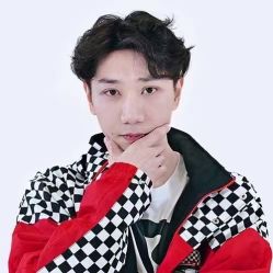 -CASTER跳舞俱乐部