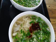 -陇上全荟兰州传统牛肉面(延吉路店)
