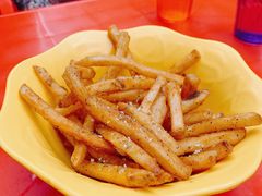 -BHC炸鸡(明洞总店)