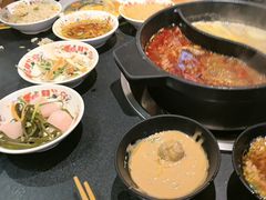 -沸炉重庆老火锅(军事博物馆店)