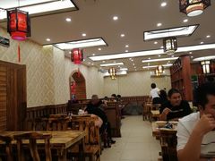 大堂-二发烧烤(亚麻厂店)