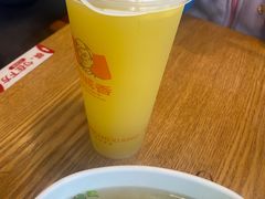 -南城香·饭香串香馄饨香(红军营店)