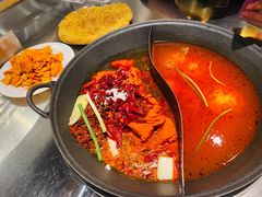 -朱光玉火锅馆·太原旗舰(钟楼街店)