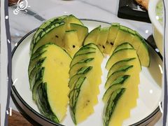 -东口码头·烧鸽子·鱼头泡饼·地方菜(金鹰悦城店)