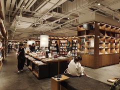 -茑屋书店(天目里店)