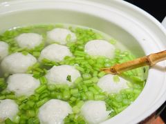 茼蒿鱼丸汤-新连采·海鲜·大连菜(大连恒隆广场店)