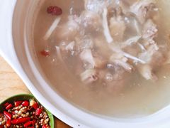 原味椰子鸡汤-龙泉人椰子鸡.糟粕醋.海南菜(三亚旗舰店)