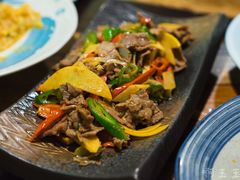 酸木瓜炒牛肉-紫滇源云南生态菜(丹凤街店)