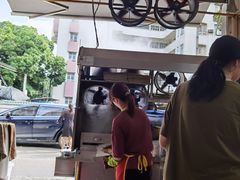 -后街女孩肠粉店