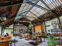 -喜洲吧·江畔老船厂·庭院餐厅(喜临院店)