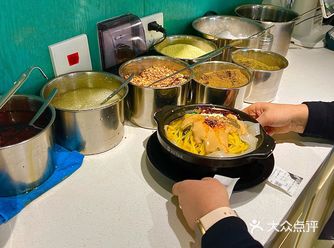 #live图里的生活瞬间 一来商场就吃曹师傅砂锅麻辣