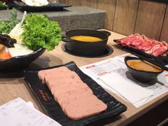 -呷哺呷哺(新世界百货望京店)