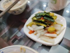 -牛一嘴·兰州牛肉面·大盘鸡(财富中心店)