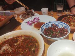 -琥珀老六龙虾(四里河店)