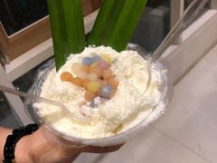 咸蛋冰-Cheevit Cheeva(Sirimangkalajarn)