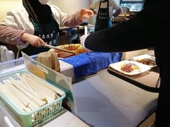 自助取餐区-清真盛志望麻酱酿皮·非遗老字号