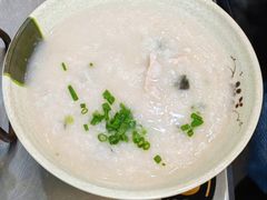 皮蛋瘦肉粥-随意石板烧(大理古城店)