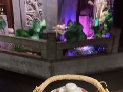 -韵秋荷(宝山龙湖天街店)