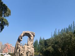 -上海市龙华烈士陵园