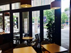 -Dough&Joe团憩(瑞虹天地月亮湾店)