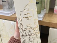 -名创优品(海珠乐峰广场店)