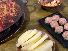 -黄潇洒老火锅(九眼桥宏济巷店)