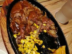 -玛格萝妮(汇智国际商业中心店)