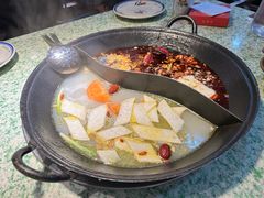 -鸿姐老火锅(静安店)