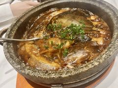 石锅碟鱼头-新海渔港·胶东海鲜家常菜·家宴(奥体中心店)