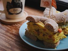 -Catch Bagel(芳草地店)