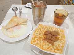 -香港新发烧腊茶餐厅(水围店)