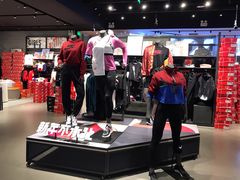 -NIKE品牌体验店(金源新燕莎店)