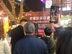 -八一好吃街·高品美食广场