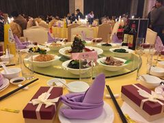 -山明水秀大饭店